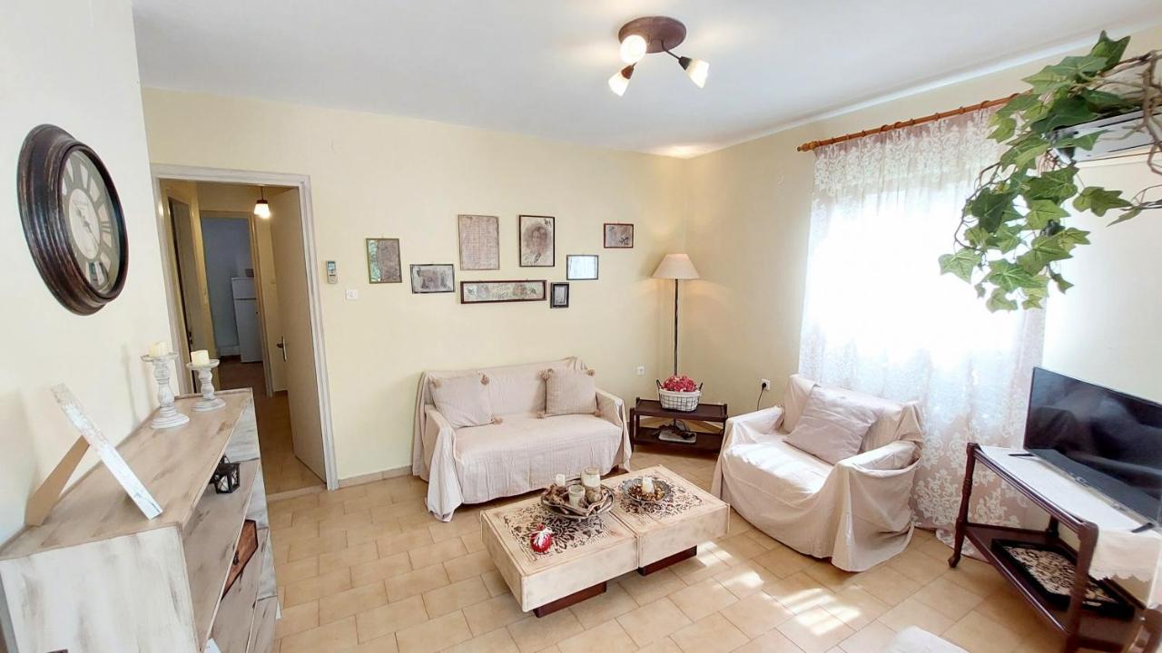 Lourantos Studios & Apartments Vathy  Exterior foto