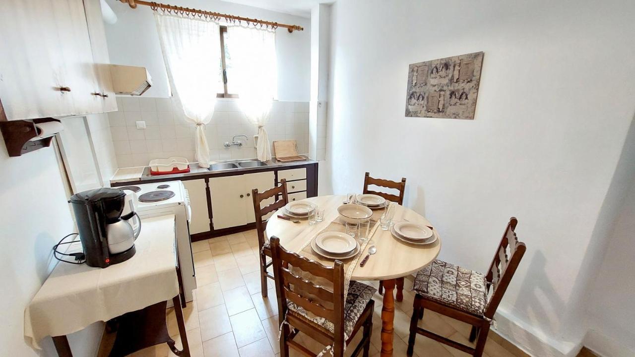 Lourantos Studios & Apartments Vathy  Exterior foto